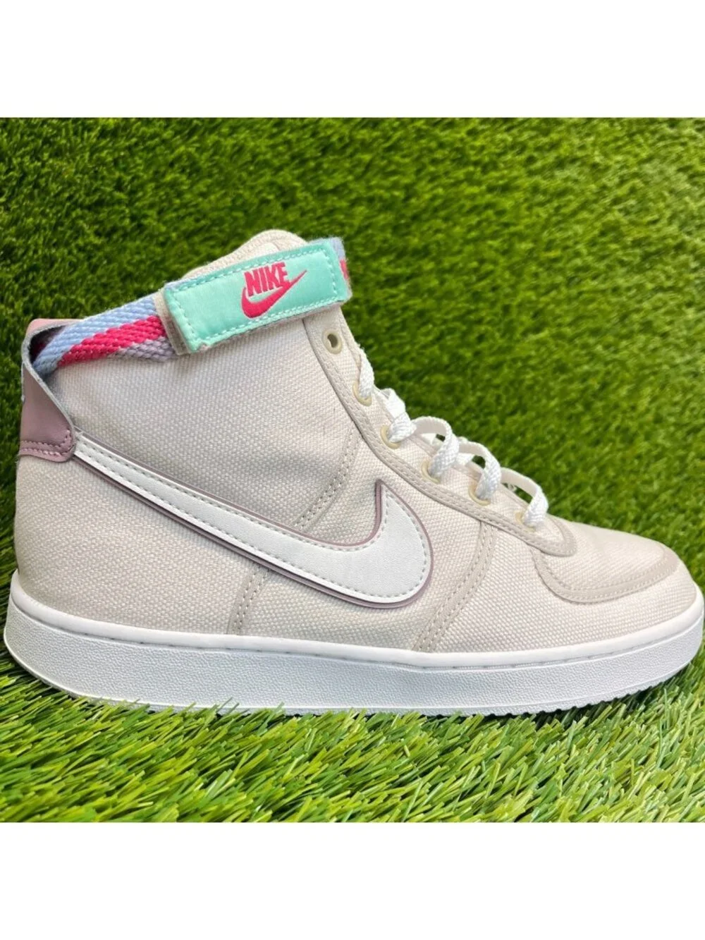 Nike Vandal High Supreme Girls Size 6Y Beige White Pink Athletic Shoes Sneakers